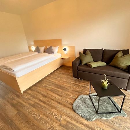 Gaestehaus Zum Wolffenturm Lehrensteinsfeld Extérieur photo