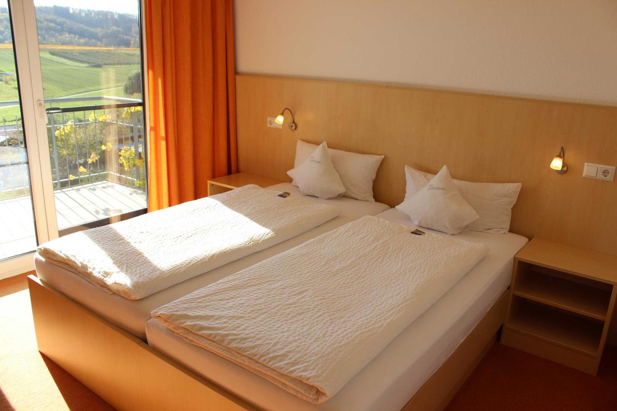 Gaestehaus Zum Wolffenturm Lehrensteinsfeld Chambre photo