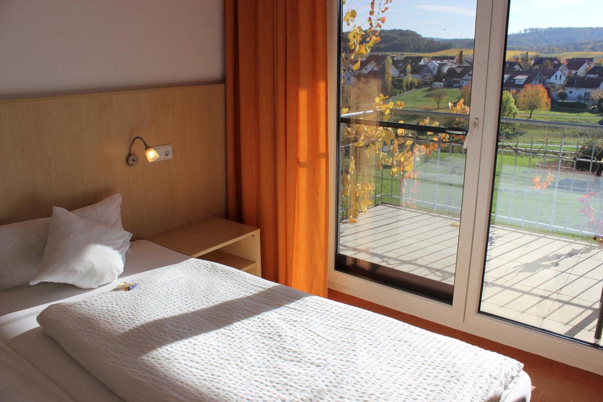 Gaestehaus Zum Wolffenturm Lehrensteinsfeld Chambre photo