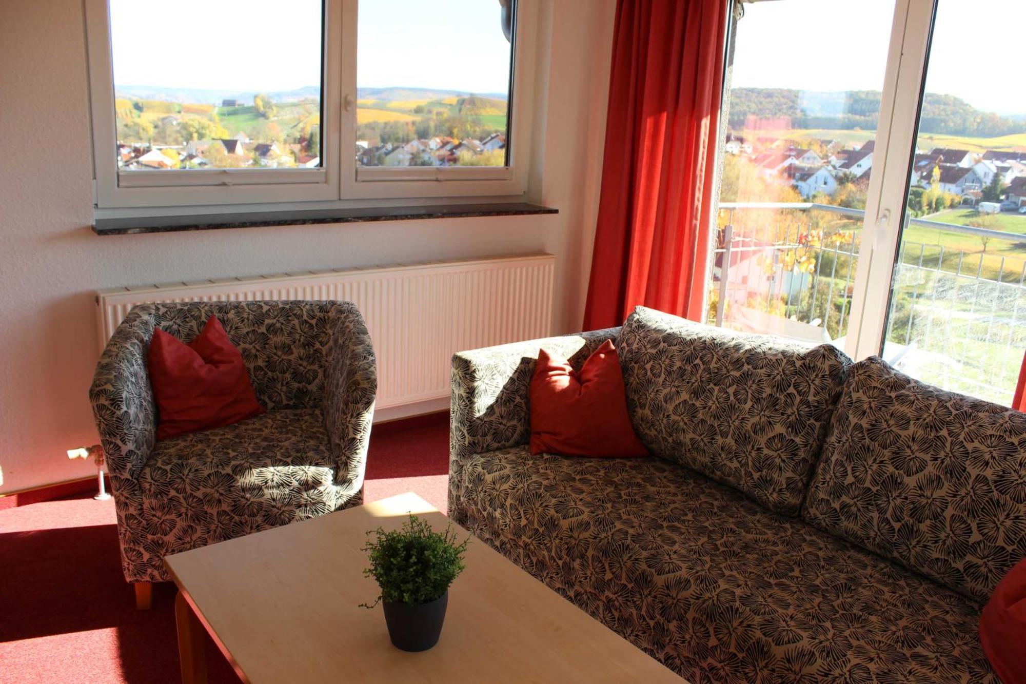 Gaestehaus Zum Wolffenturm Lehrensteinsfeld Chambre photo