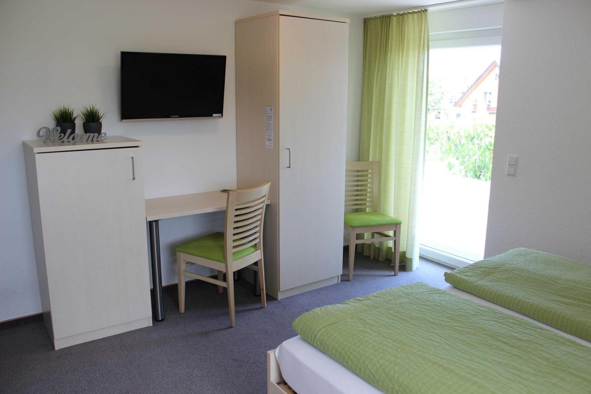 Gaestehaus Zum Wolffenturm Lehrensteinsfeld Extérieur photo