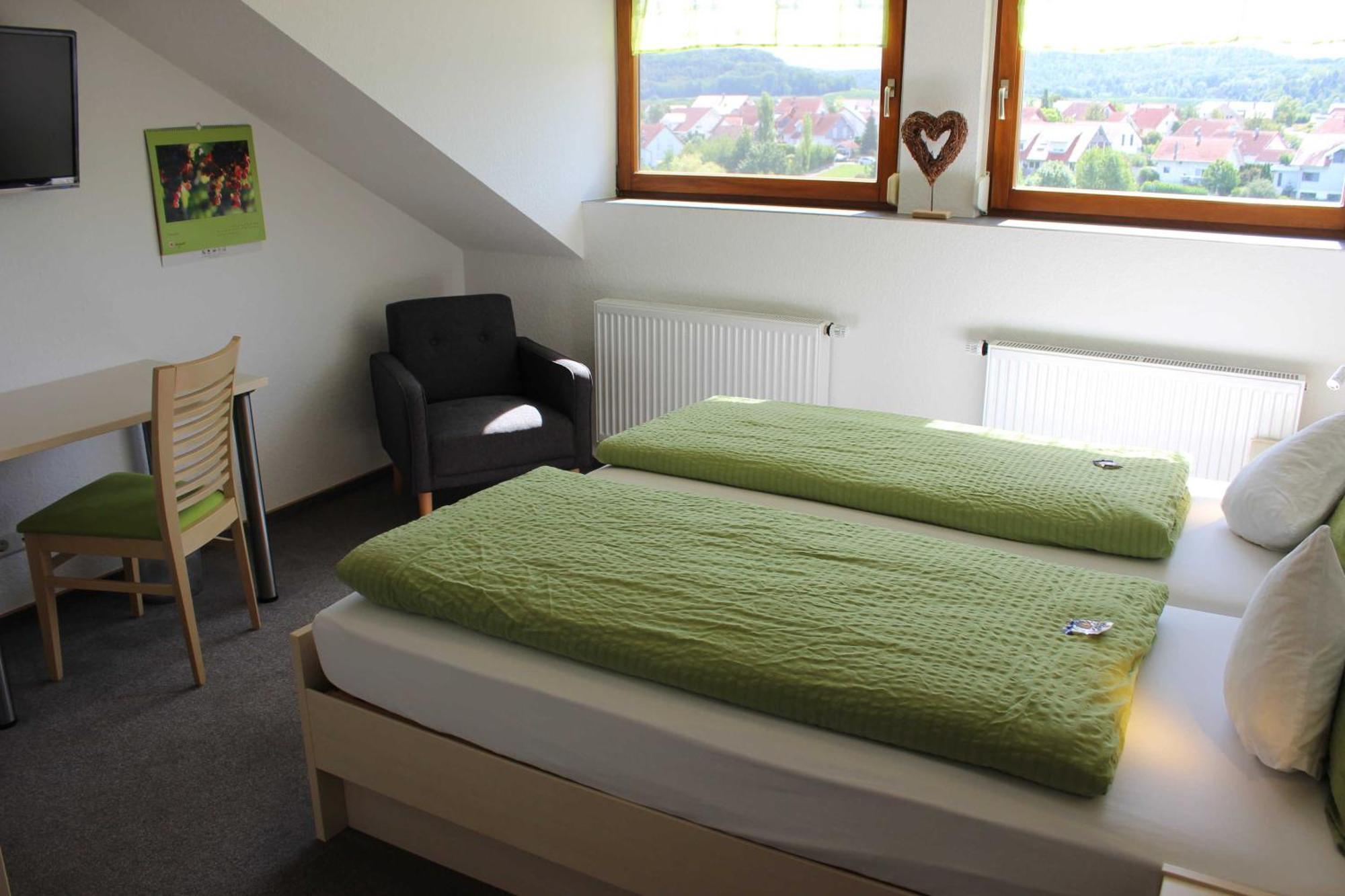 Gaestehaus Zum Wolffenturm Lehrensteinsfeld Extérieur photo