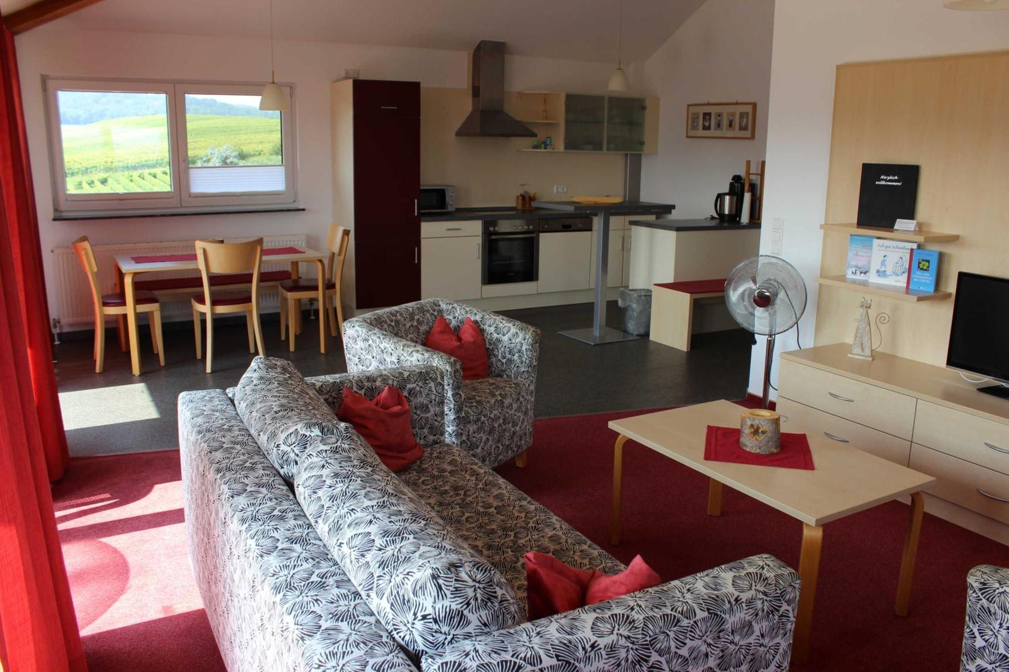 Gaestehaus Zum Wolffenturm Lehrensteinsfeld Extérieur photo